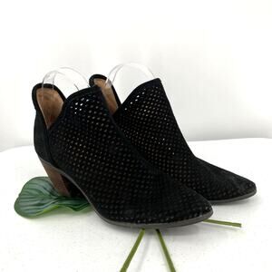 Lucky Brand Black Perforated Suede Larna Pull On Block Heel Ankle Bootie Shoes